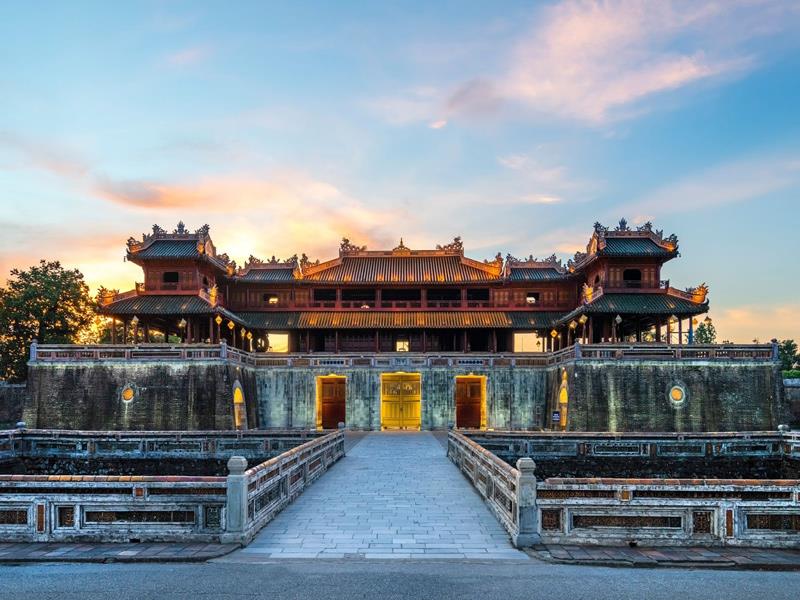 Hai Van Pass & Hue Gate